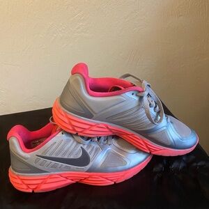 Nike Air Lunar Victory II Women’s size 7.5